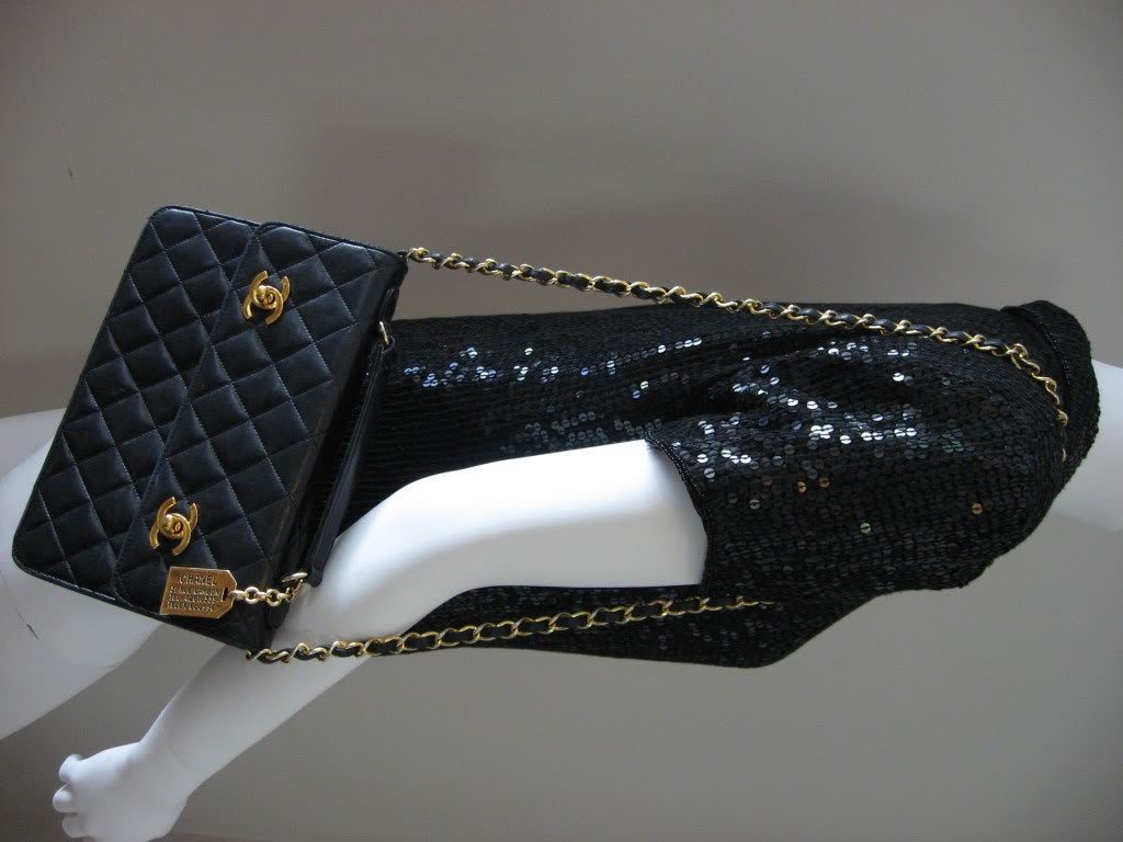 Vintage 80's CHANEL Quilted Black Leather Handbag with Gold & Leather