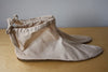 RARE Vintage 60's ALBION for EMILIO PUCCI Neutral Pale Pink Raw Silk Flat Tie Booties, sz 8