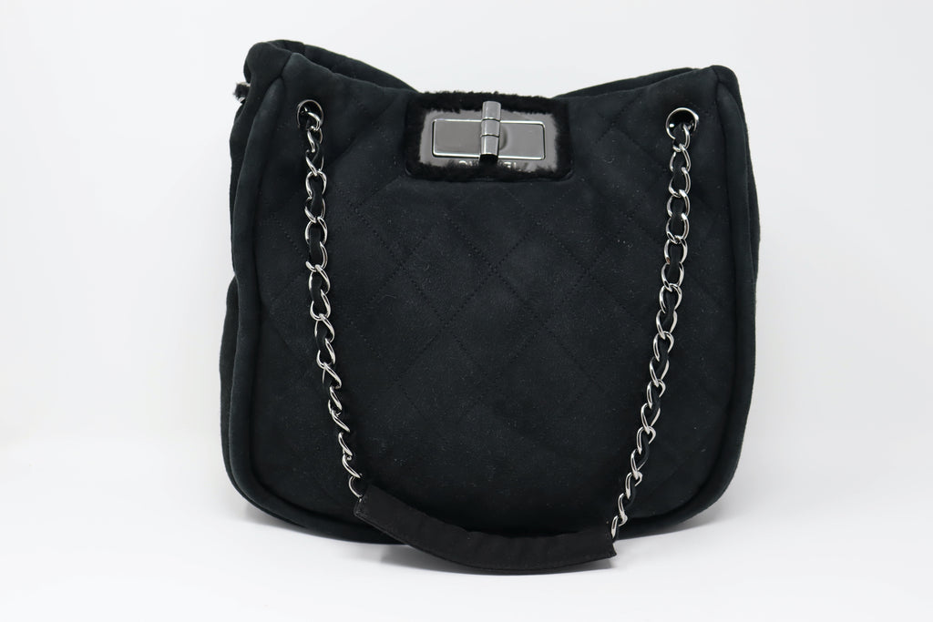 RvceShops Revival, Black Chanel Reissue Wool Shoulder Bag