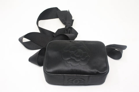 Rare Vintage 90's CHANEL Camellia Bow Bag