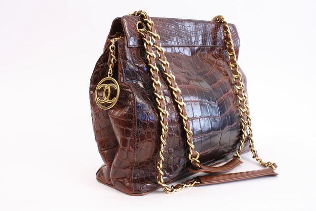 Chanel Vintage Tote Bag Brown Alligator Skin - Gold Hardware