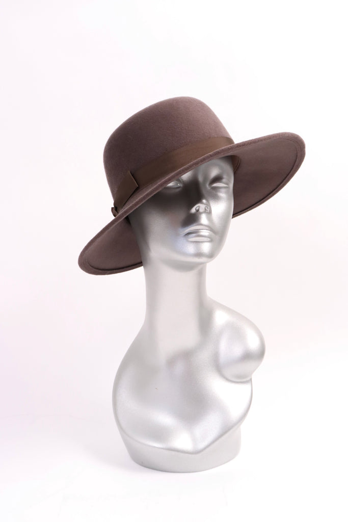 Vintage BILL BLASS Wool Hat