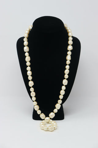 Vintage MONET Pearl Necklace