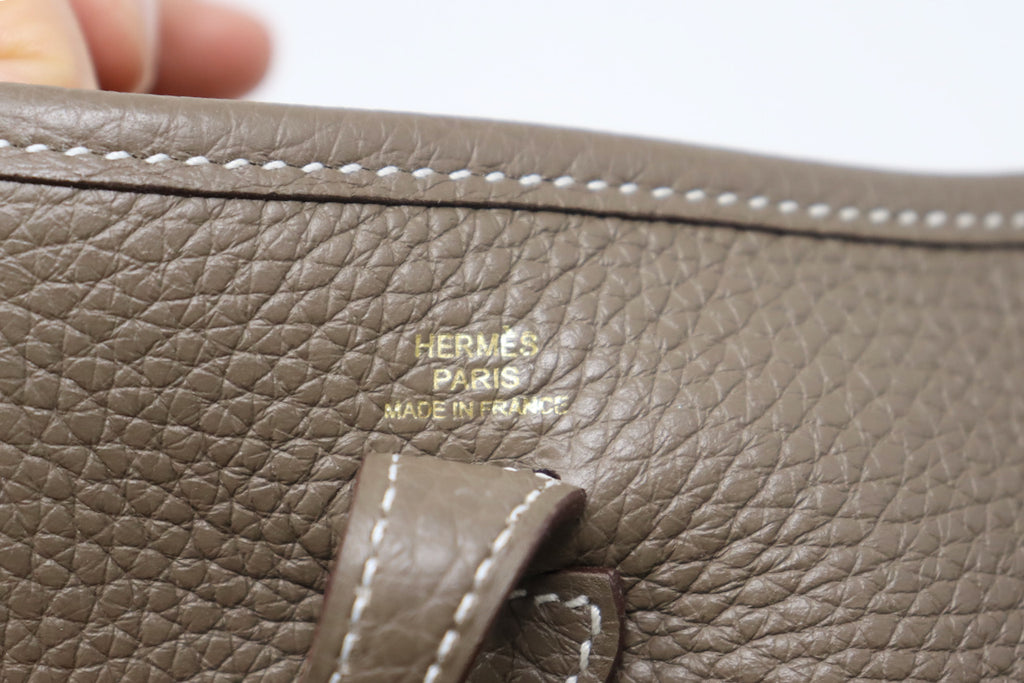 BNIB HERMES Evelyn 16 TPM - Taurillon Clemence Leather - Rouge Sellier -  GHW