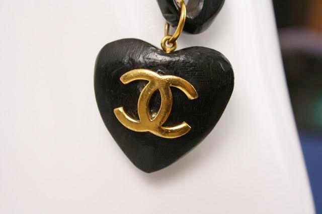 Rare Vintage CHANEL S/S '92 Wood & Metal Heart Belt Necklace