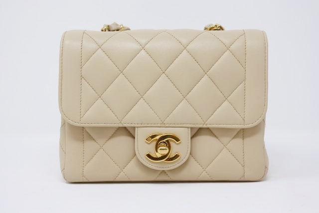 Chanel Classic Mini Square Flap Bag White - Very Rare