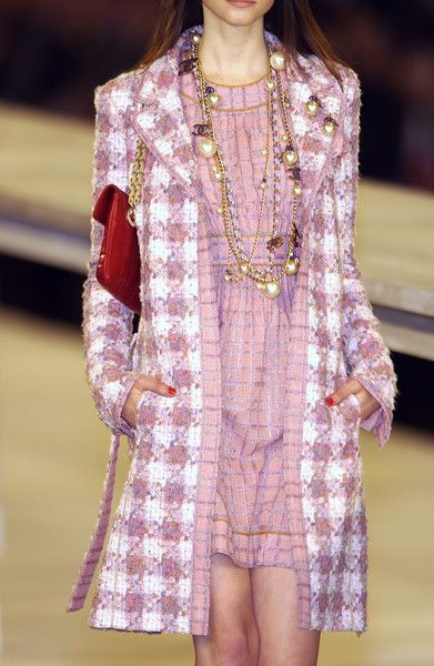 Stunning Fall 2005 Chanel Metallic Silk Mohair Fur Trimmed Tweed Jacke –  Shrimpton Couture