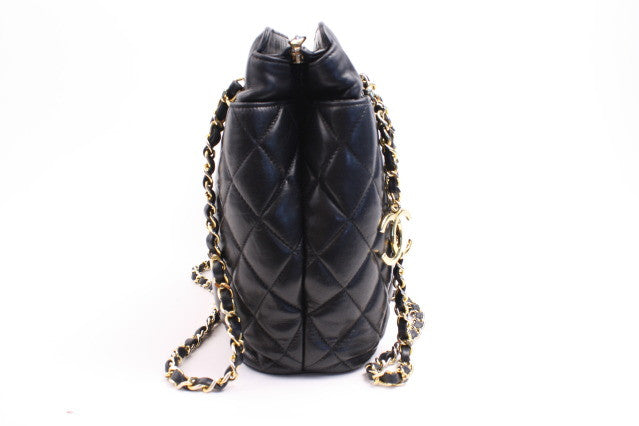 Pin by Mya on Baddie  Vintage chanel bag, Chanel quilted handbag, Buy  chanel bag