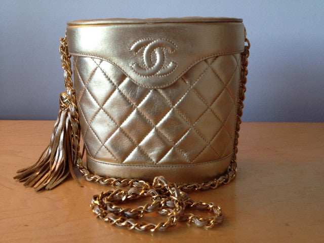 chanel jewelry box vintage
