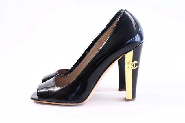 Chanel Pumps Heels with Gold CC Heels