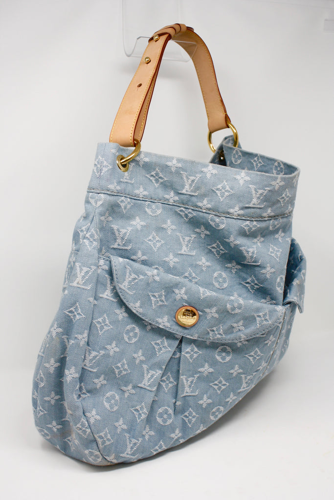 LOUIS VUITTON Denim Daily Bag GM at Rice and Beans Vintage